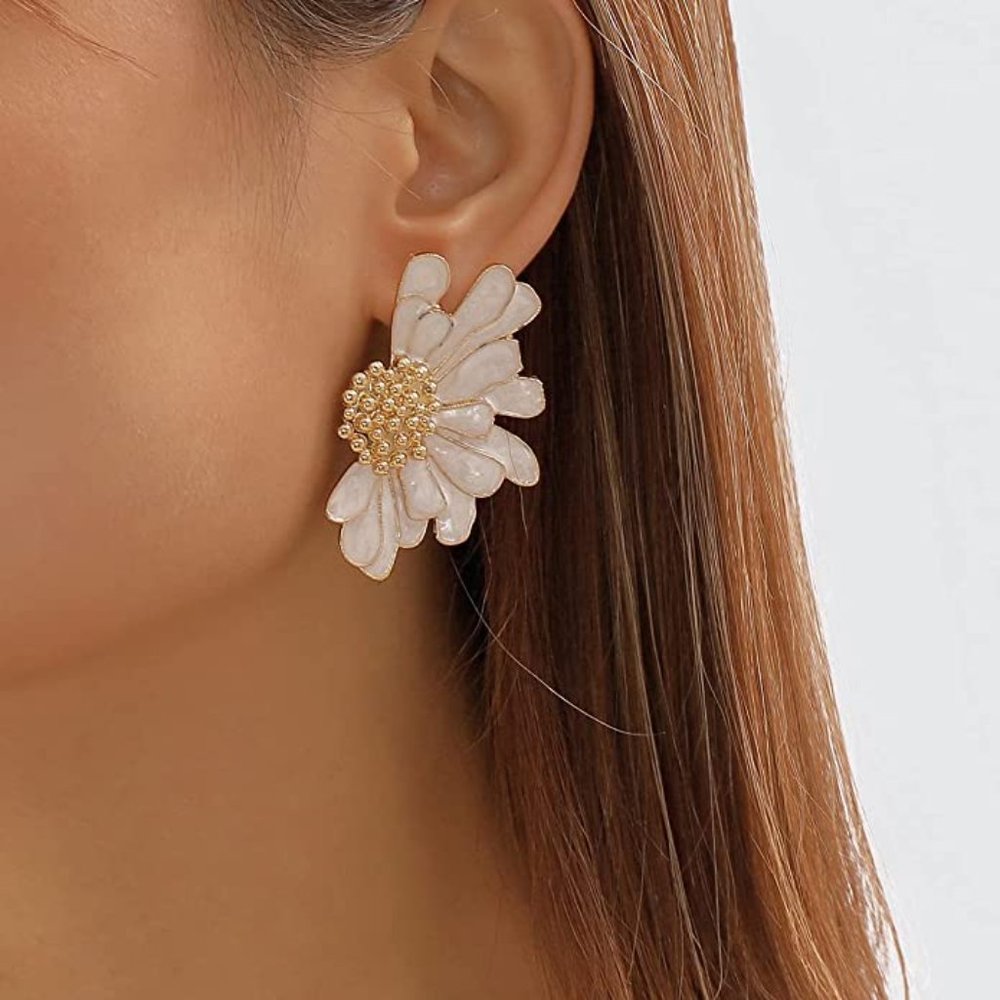 Magical Flower Statement Earrings - Picture 3 of 4